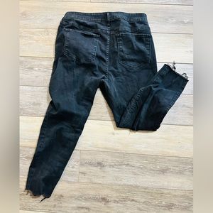 Black old navy jeans with rips